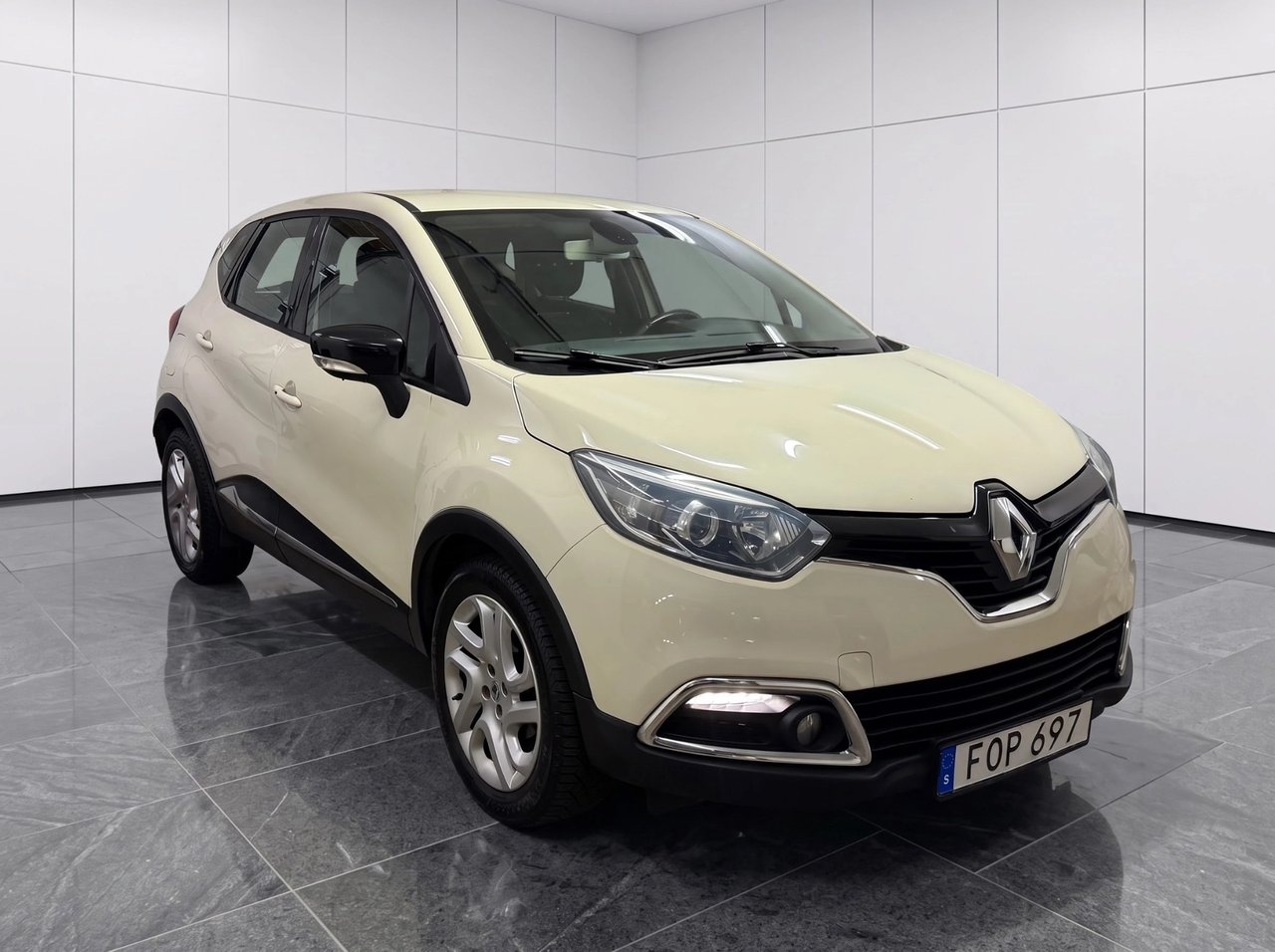 Renault Captur 0.9 TCe 2015, bild 3/10