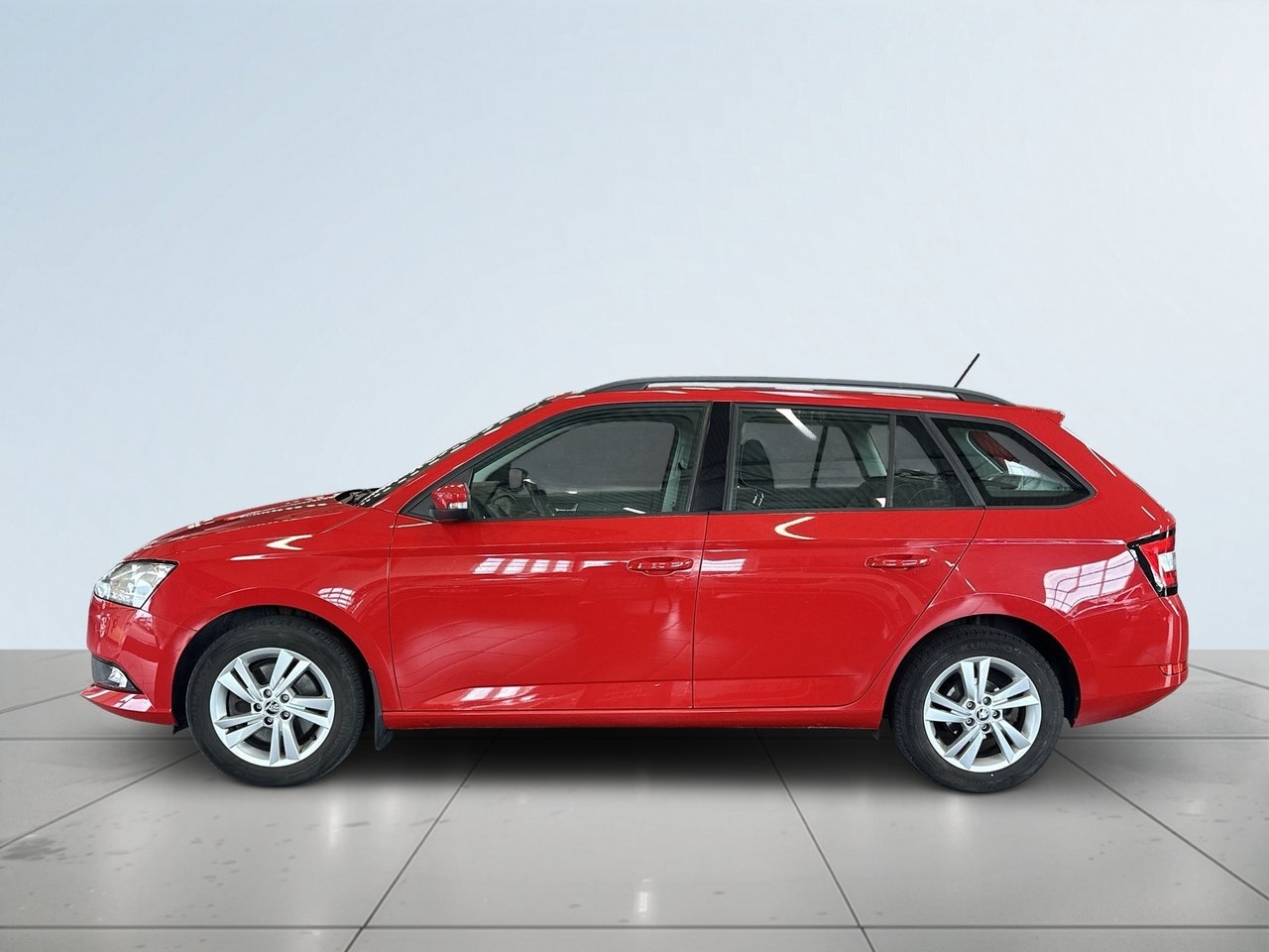 Skoda Fabia Kombi 1.0 TSI Style S&V-hjul 2019, bild 4/10