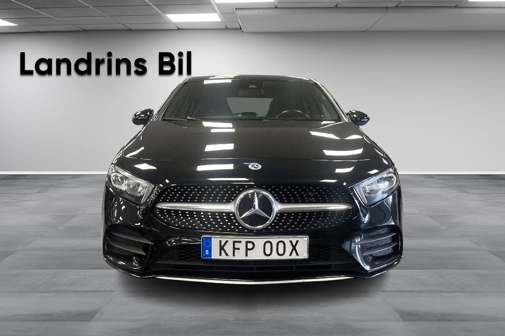 Mercedes-Benz A 180 7G-DCT AMG Line 2021, bild 2/10