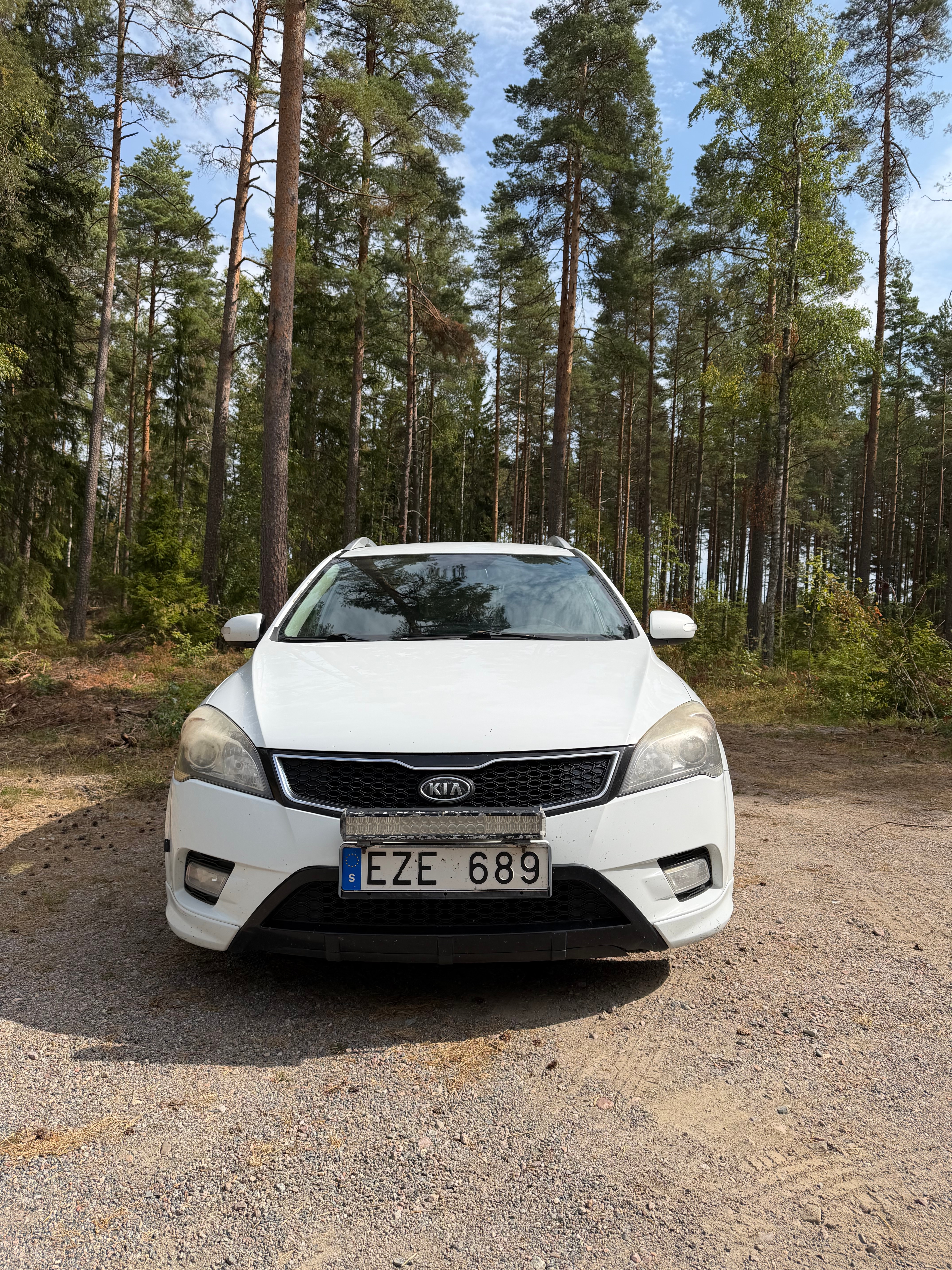 Kia Ceed _sw 1.6 CRDi Manuell 2012, bild 2/8