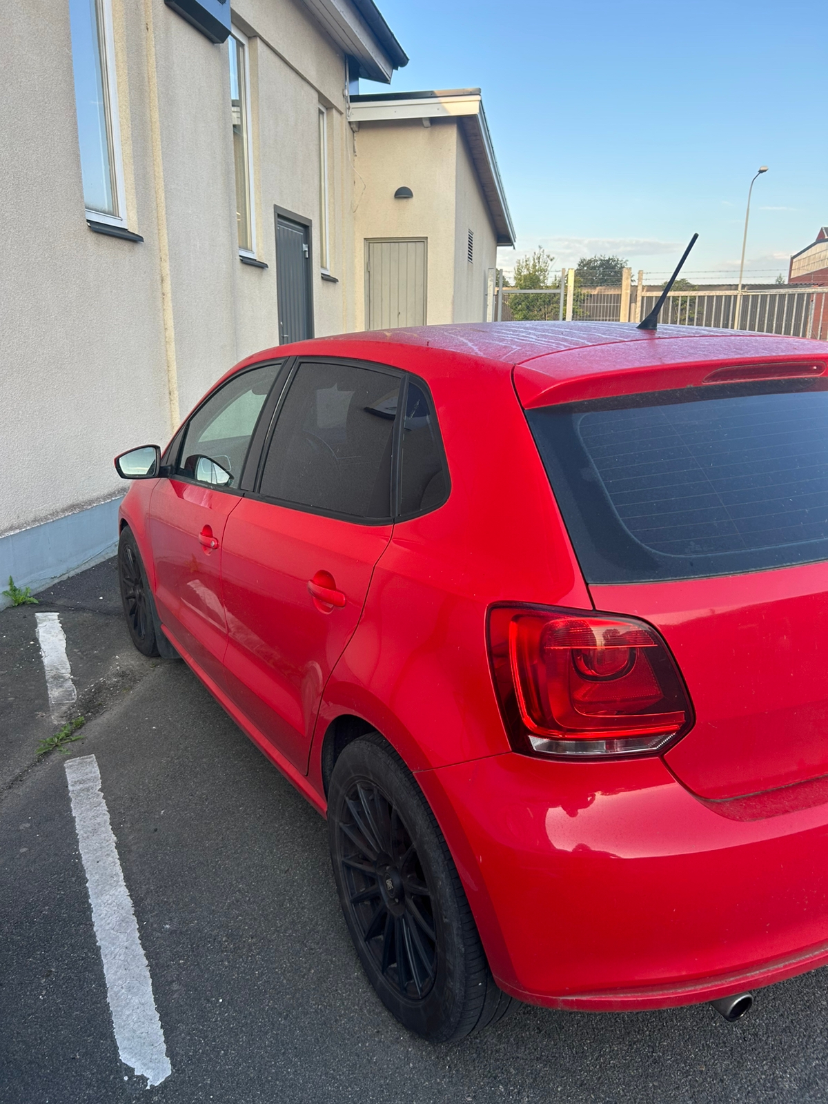 Volkswagen Polo 5-dörrar 1.4 MPI Manuell 2011, bild 3/3