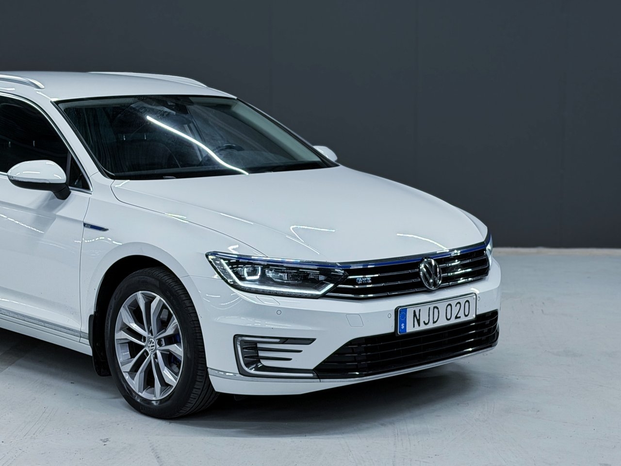 Volkswagen Passat 2019, bild 6/10