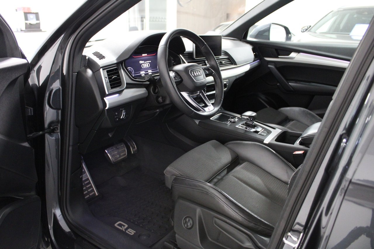 Audi Q5 2019, photo 5/10