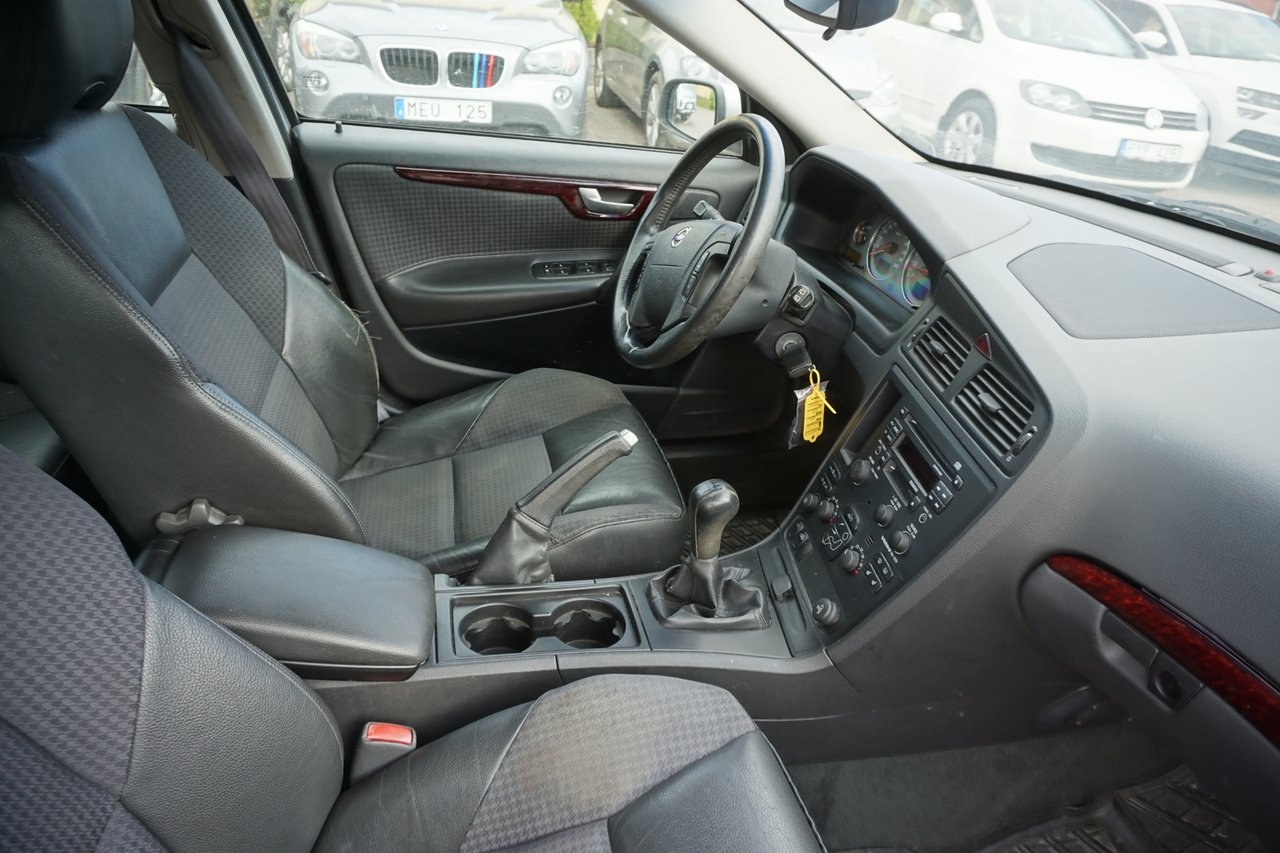 Volvo V70 2.5T Business Drag M-Värmare 2004, photo 6/8