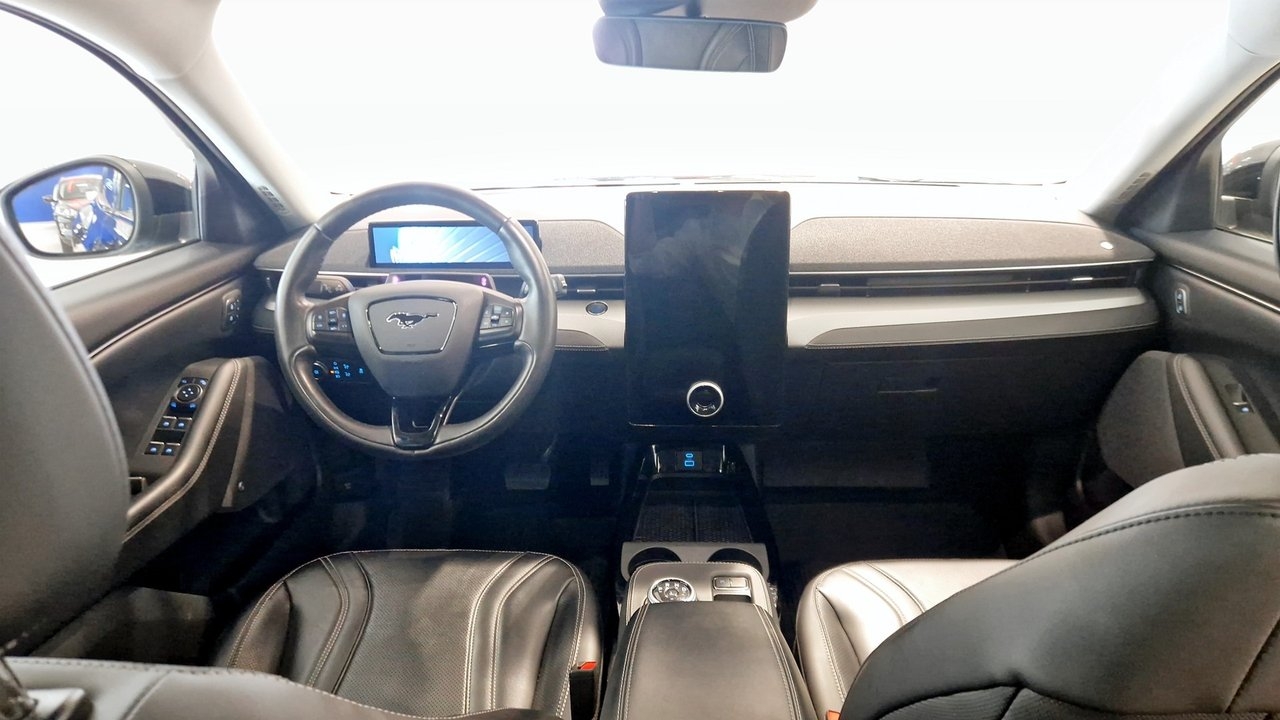 Ford Mustang Mach-E 2021, bild 4/9