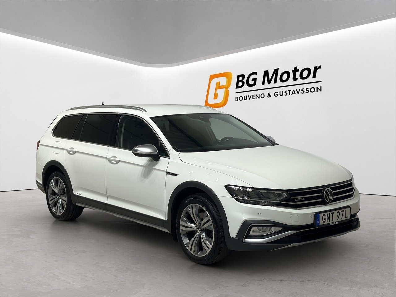 Volkswagen Passat 2021, bild 2/20