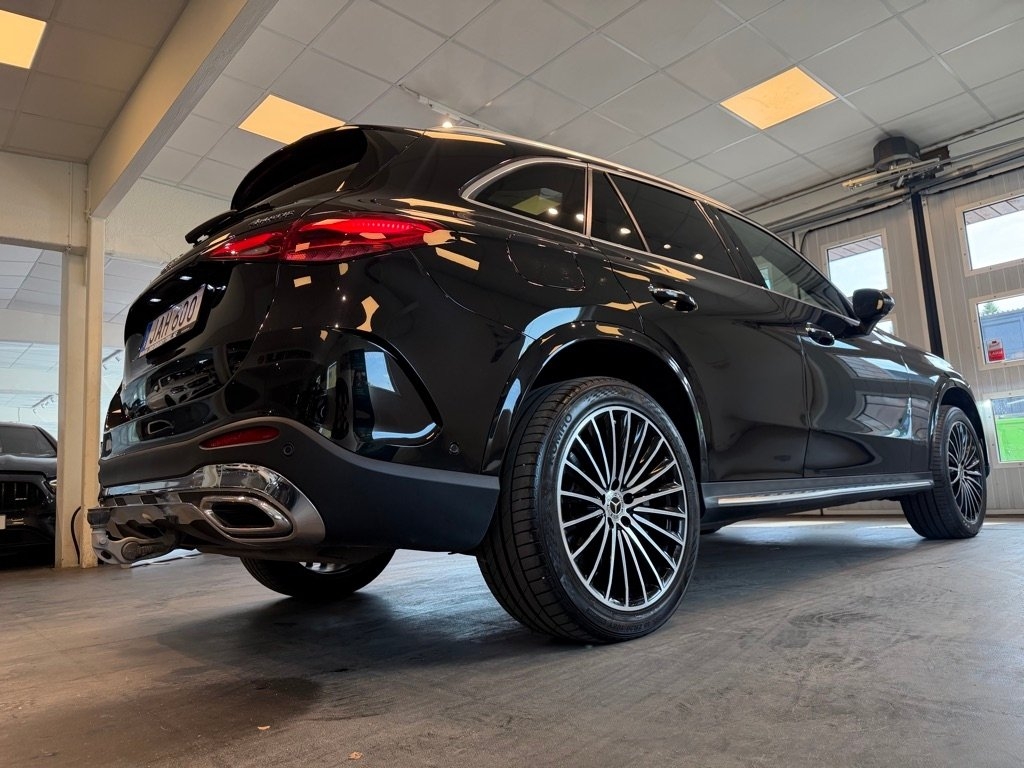 Mercedes-Benz GLC 300 e 4MATIC AMG 2023, bild 4/10