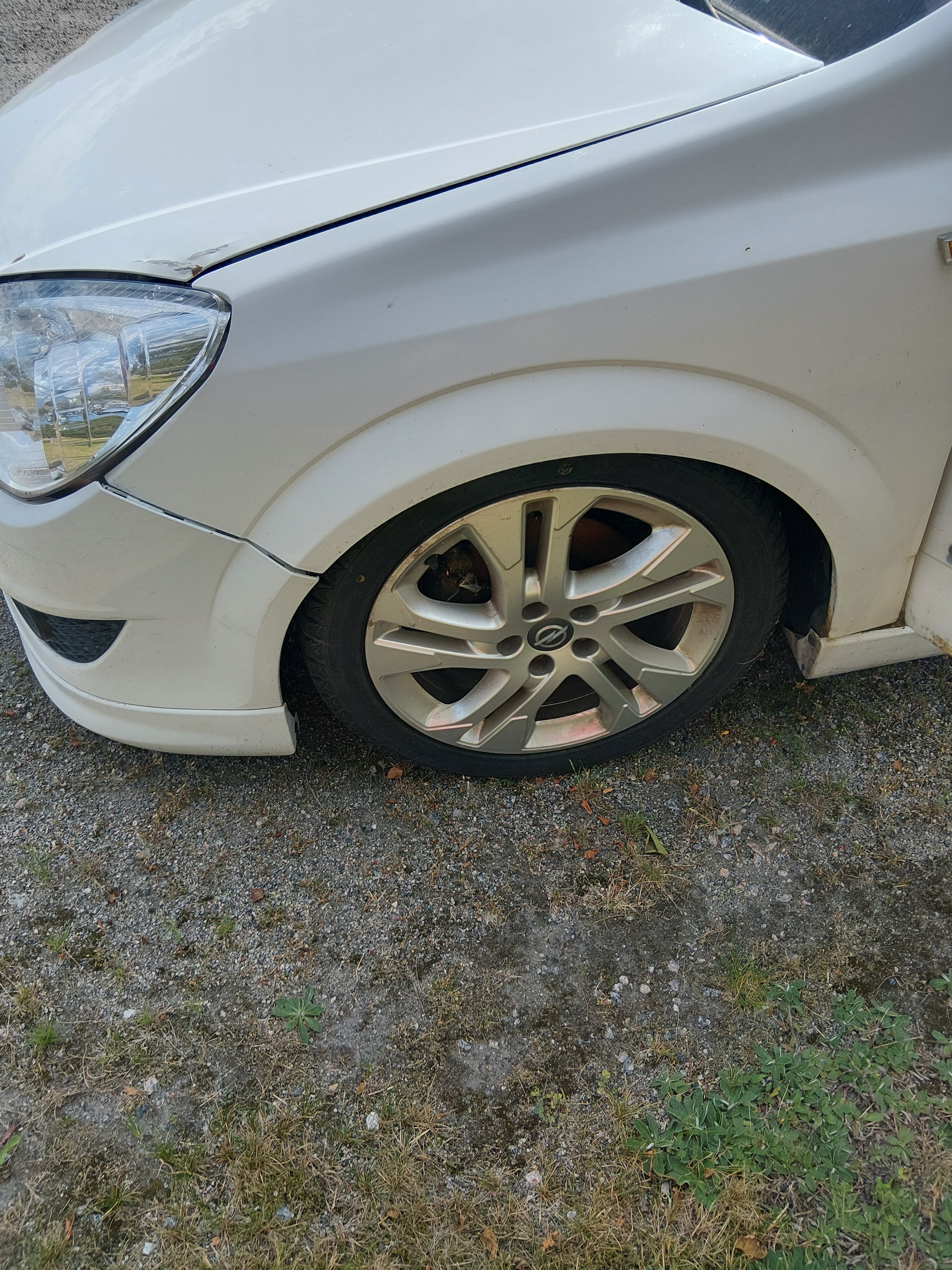Opel Astra Caravan 1.6 ECOTEC Manuell 2009, bild 7/8