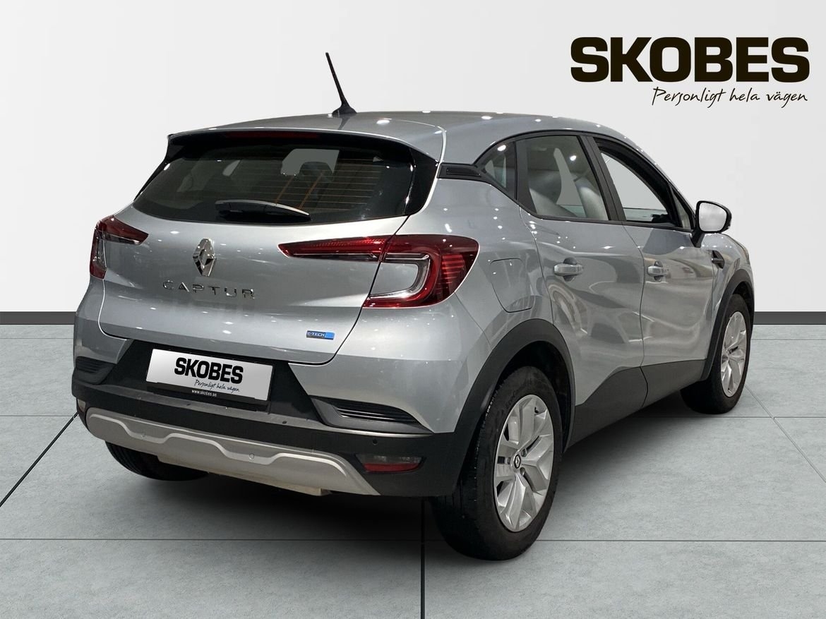 Renault Captur PHEV 160 Zen CVT II 2023, bild 6/10