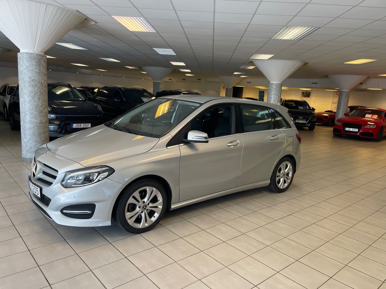 Mercedes-Benz B