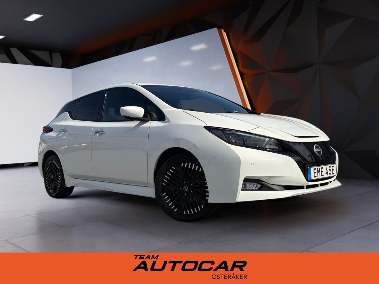 Nissan Leaf N-Connecta 2022, bild 2/16