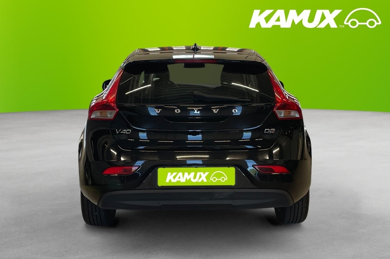 Volvo V40 2016, photo 5/22