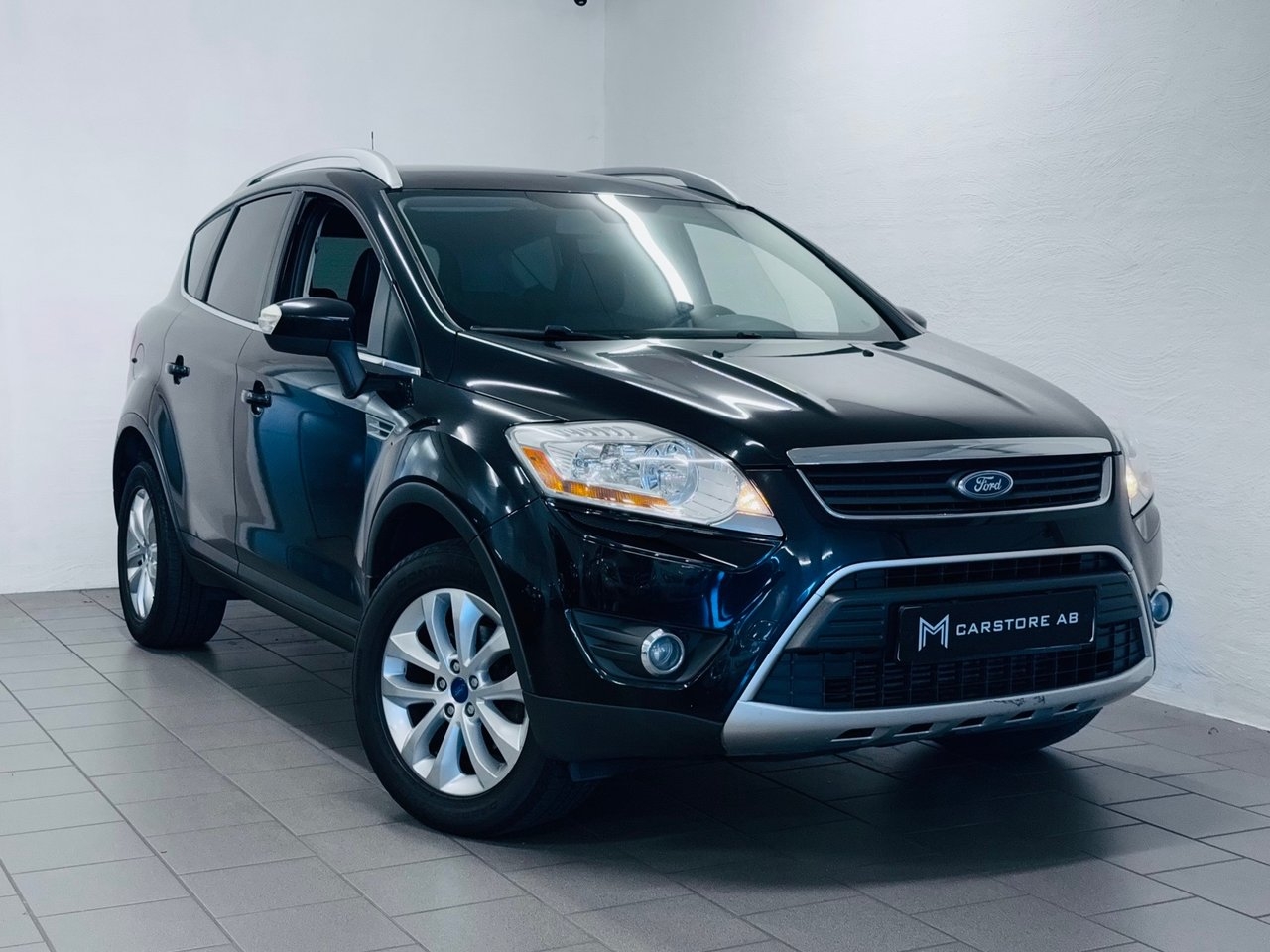 Ford Kuga 2.0 TDCi AWD Titanium 140hk 2011, bild 3/16