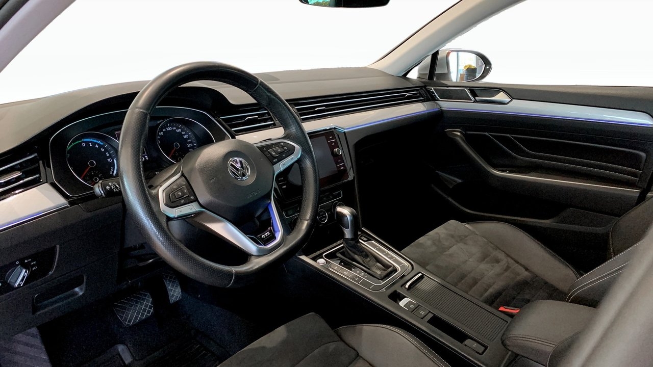 Volkswagen Passat 2020, bild 7/10
