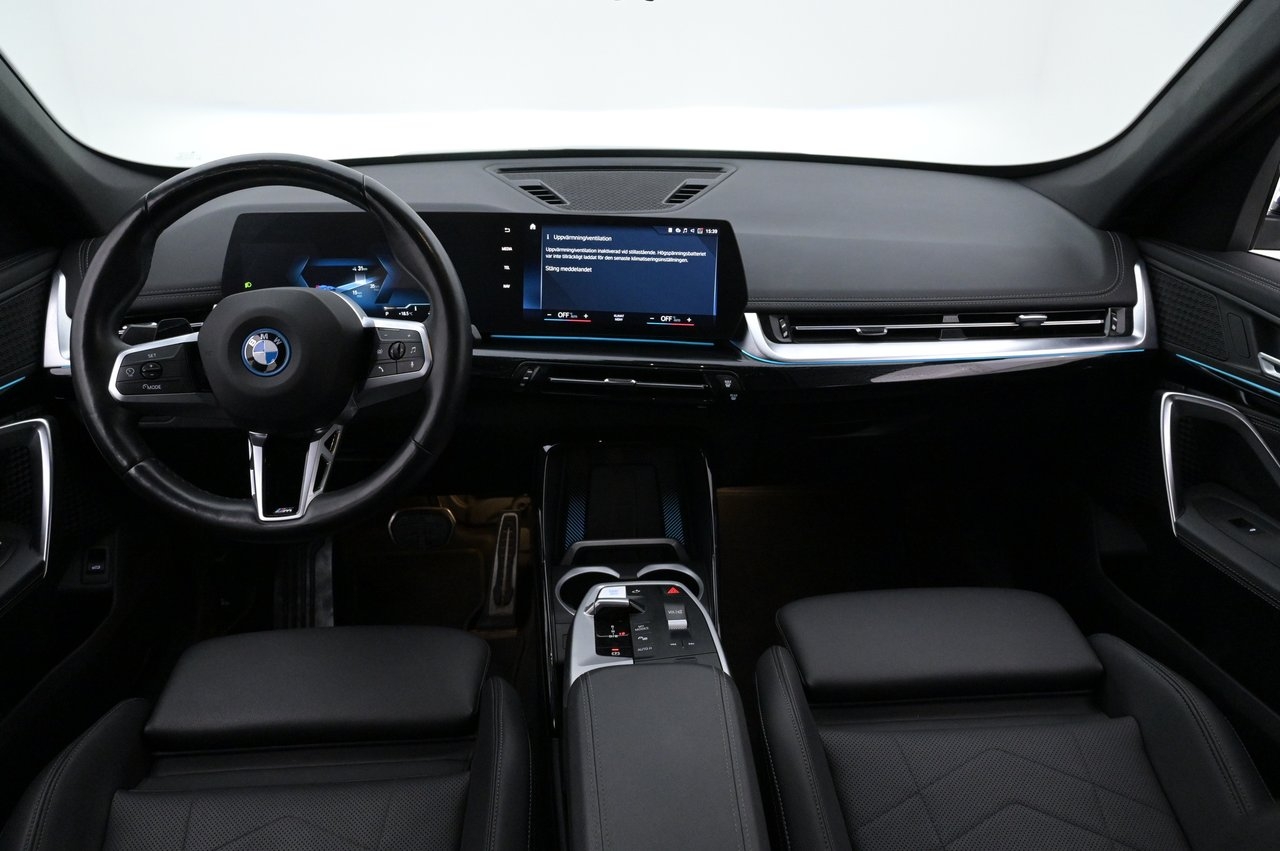 BMW iX1 xDrive30 M sport 2023, bild 6/10