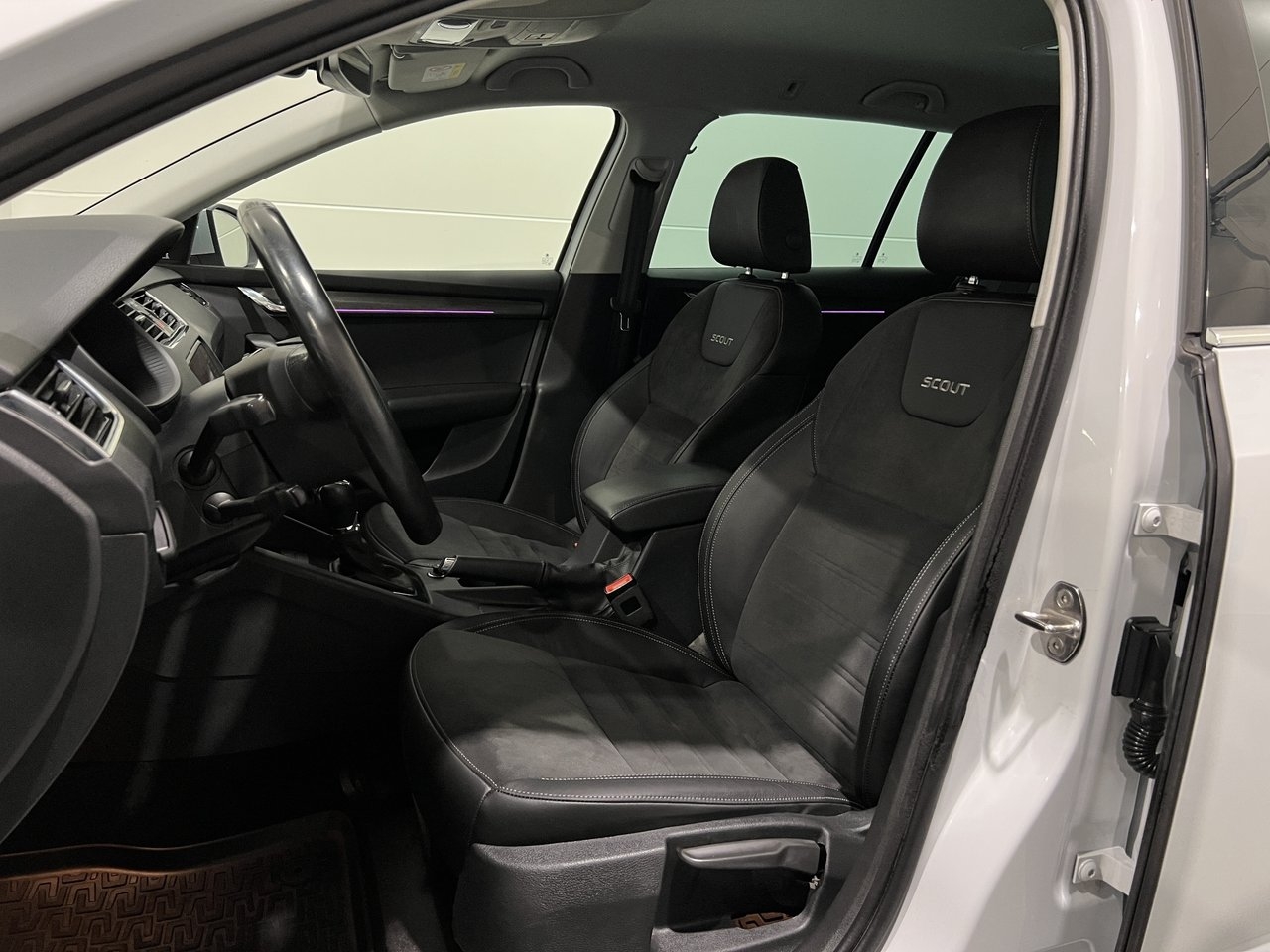 Skoda Octavia 2020, bild 7/10