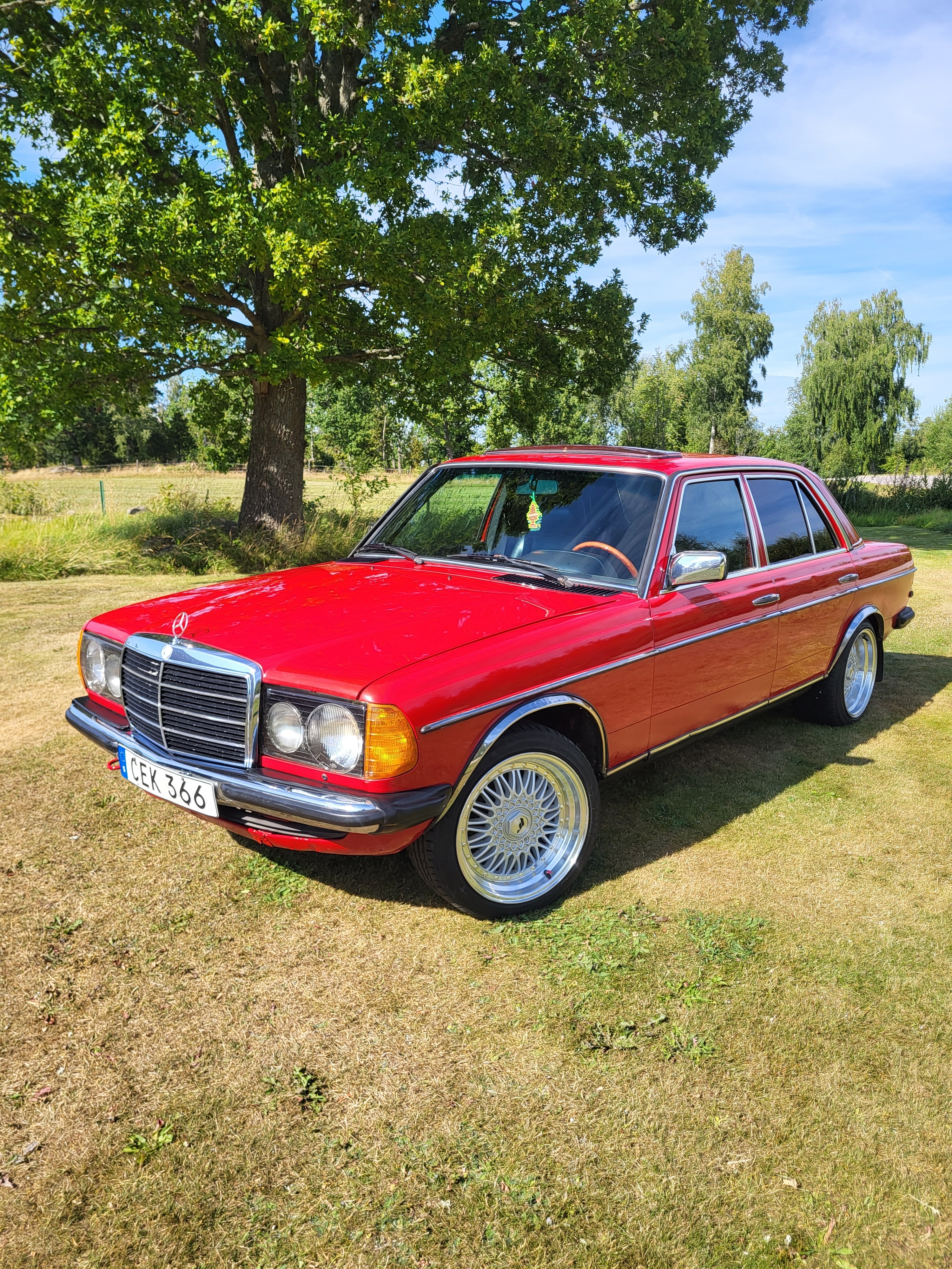 Mercedes-Benz 300