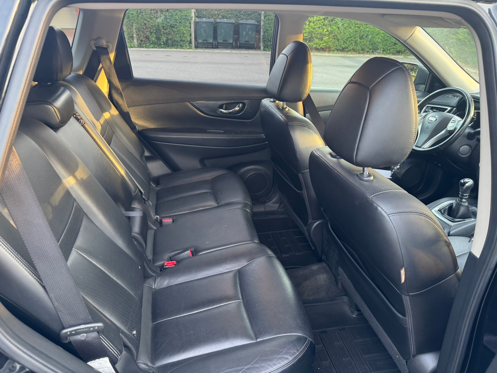 Nissan X-Trail 2016, bild 4/5