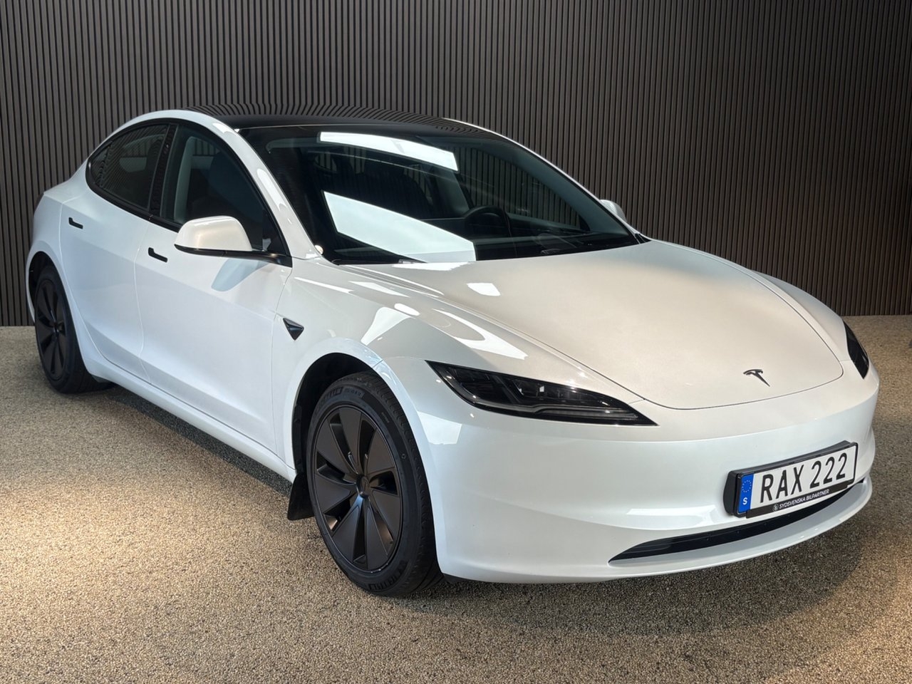 Tesla Model 3 Standard Range 2024, bild 3/10