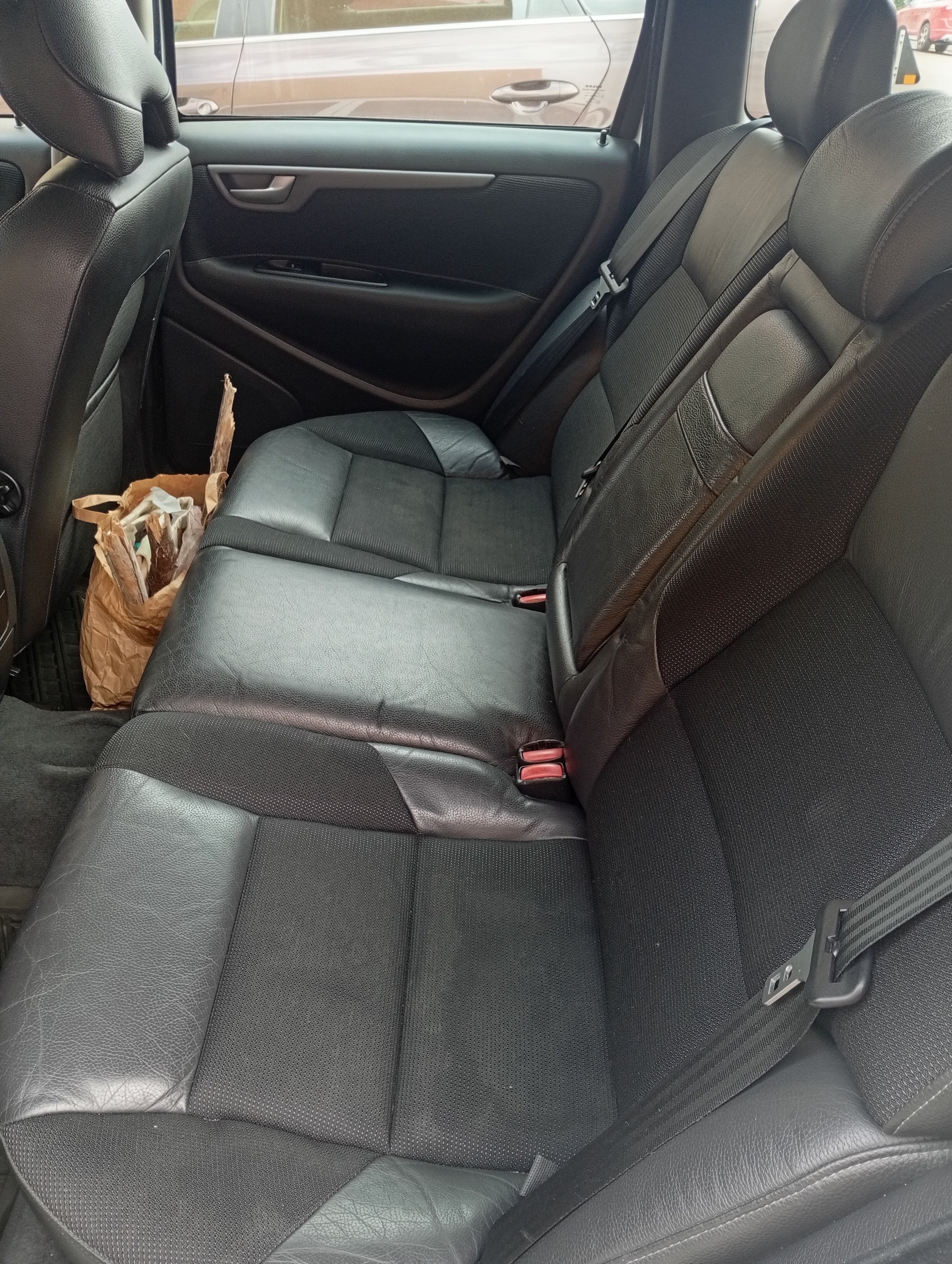 Volvo V70 2.4 CNG Automatisk 2008, bild 6/8