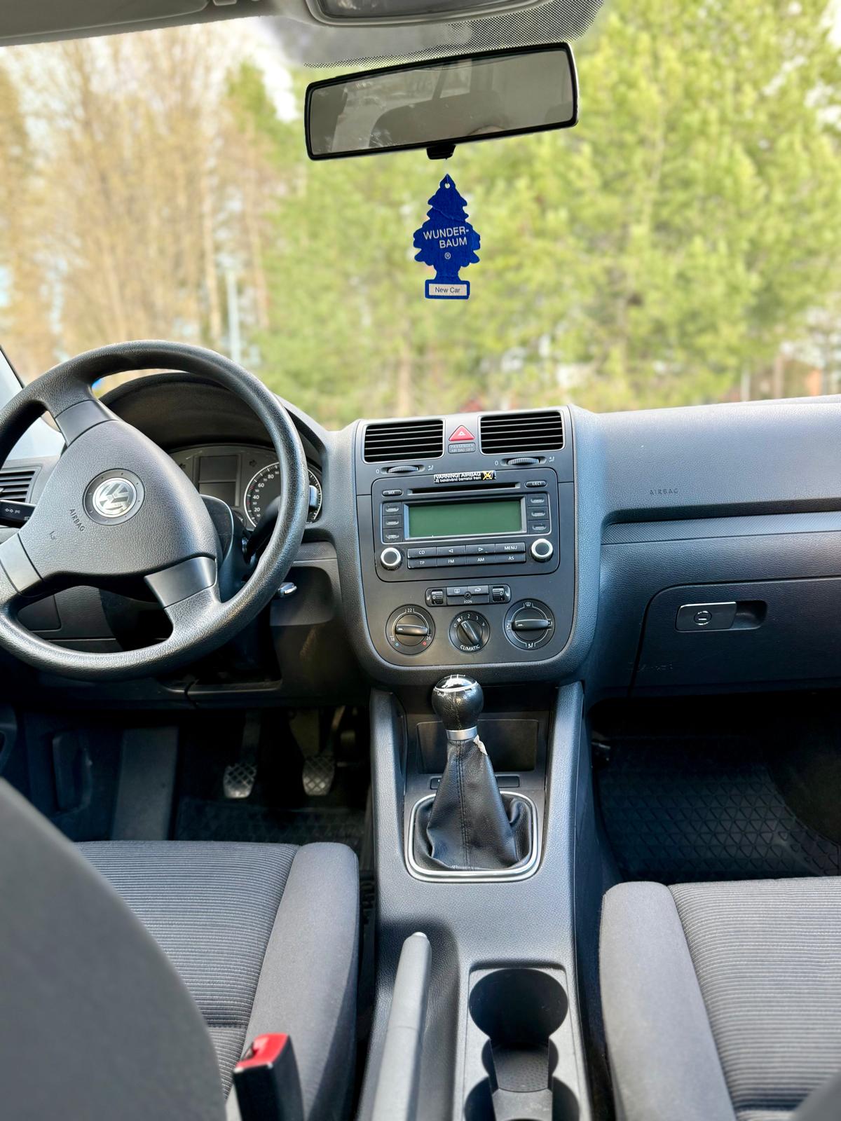 Volkswagen Golf V 5-dörrar 1.6 Manuell 2006, kuva 3/7