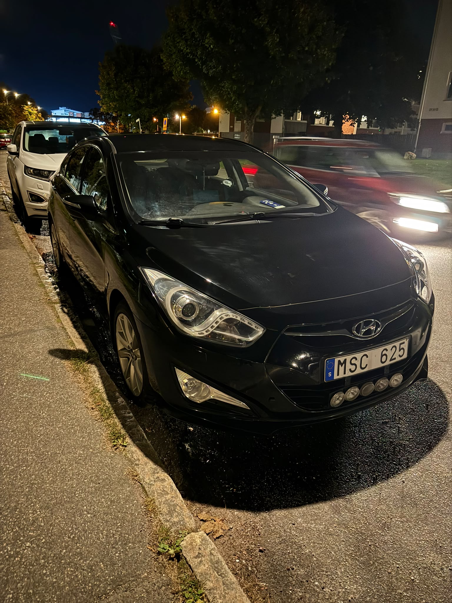 Hyundai i40 1.7 CRDi Automatisk 2012, bild 3/7
