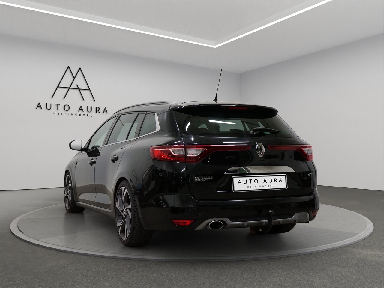 Renault Megane 2017, photo 6/10