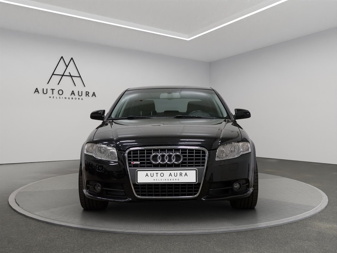 Audi A4 Sedan 2.0 TDI Quattro 170Hk 2007, bild 2/10