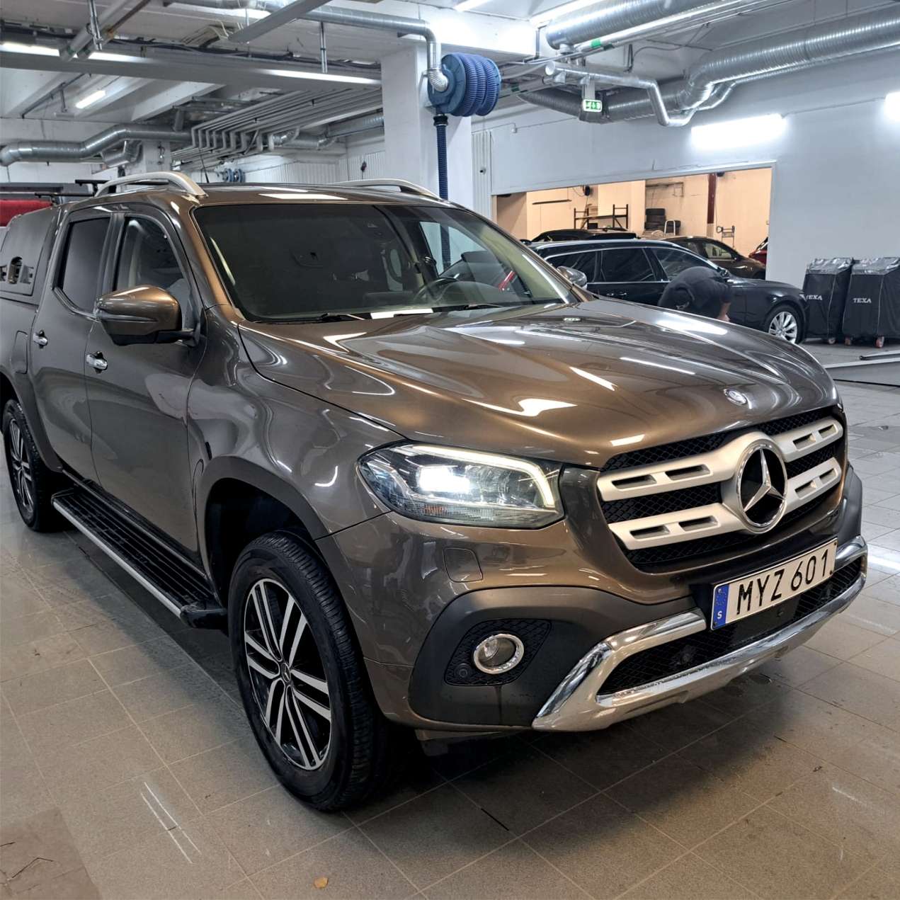 Mercedes-Benz X