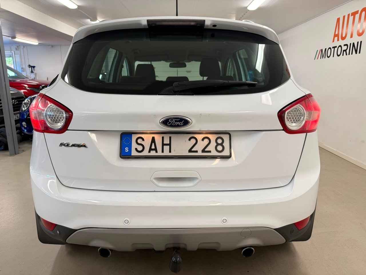 Ford Kuga 2.0 TDCi AWD Powershift Trend 2013, bild 7/10