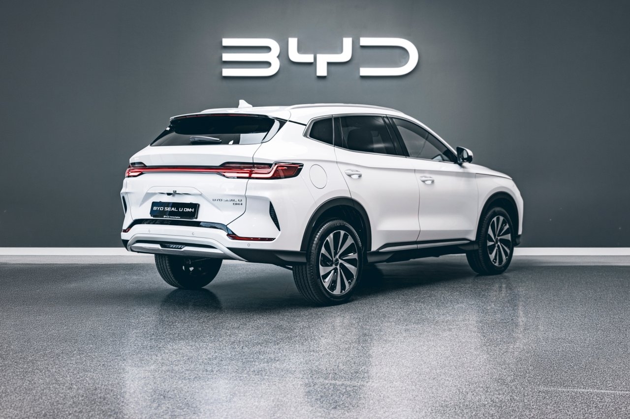 BYD Seal U DM-i 2026, bild 2/10