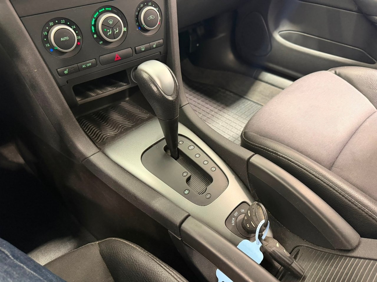 Saab 9-3 2008, photo 4/10