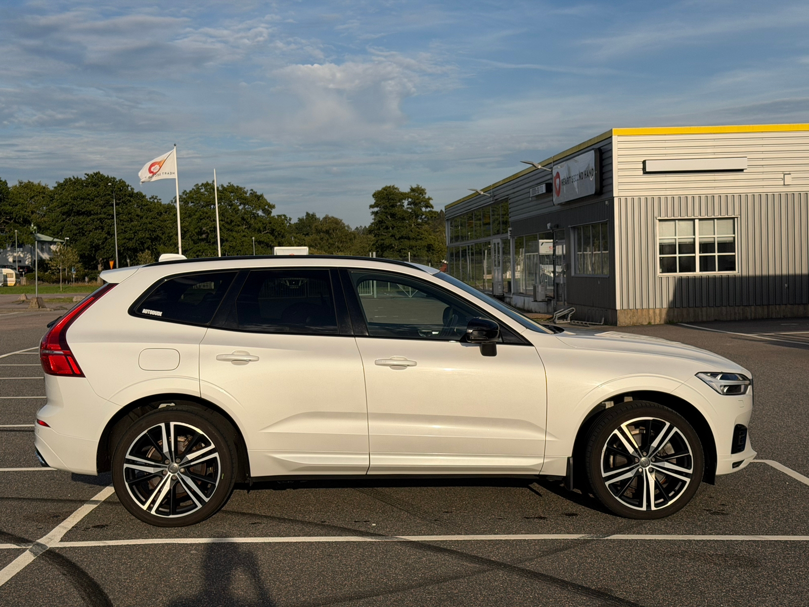 Volvo XC60 T8 Twin Engine AWD Geartronic 2020, bild 2/10