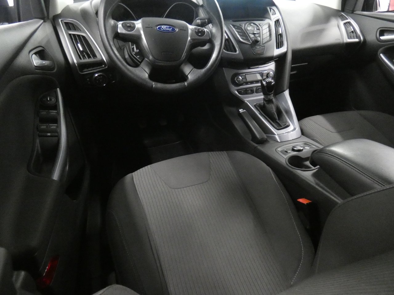 Ford Focus 2013, bild 7/10