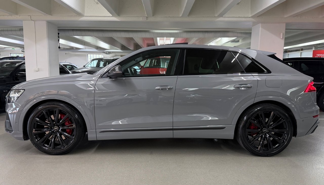 Audi Q8 2023, bild 2/10