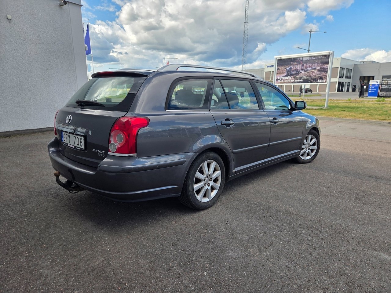 Toyota Avensis Kombi 2.0 D-4D Euro 4 2007, bild 7/13