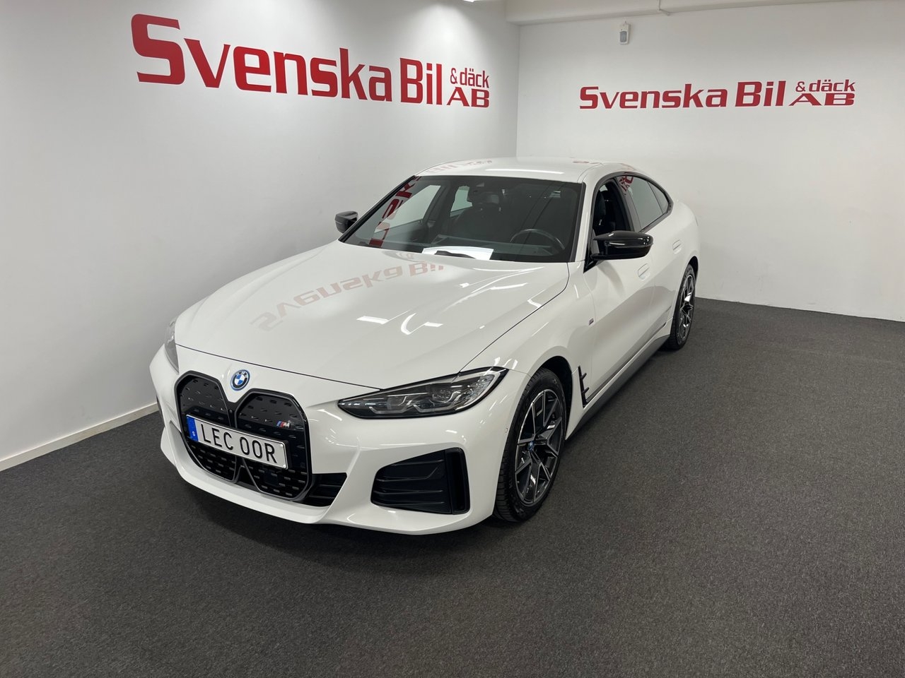 BMW i4 2024, photo 3/30