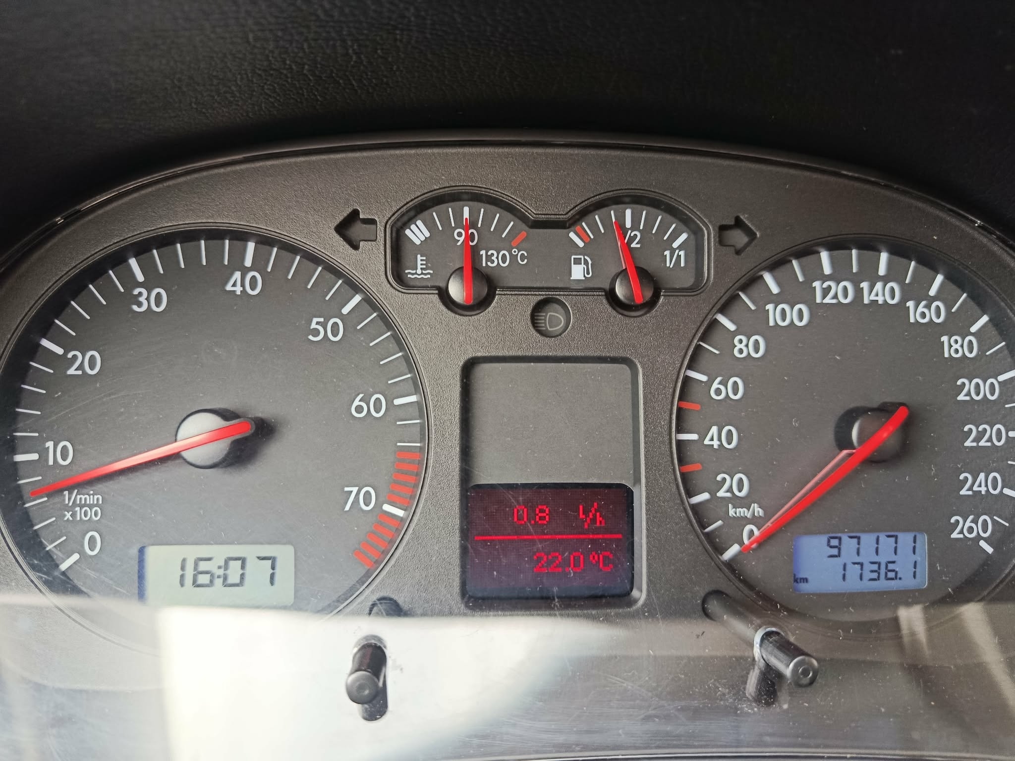 Volkswagen Bora 1.6 Manuell 2004, photo 5/6