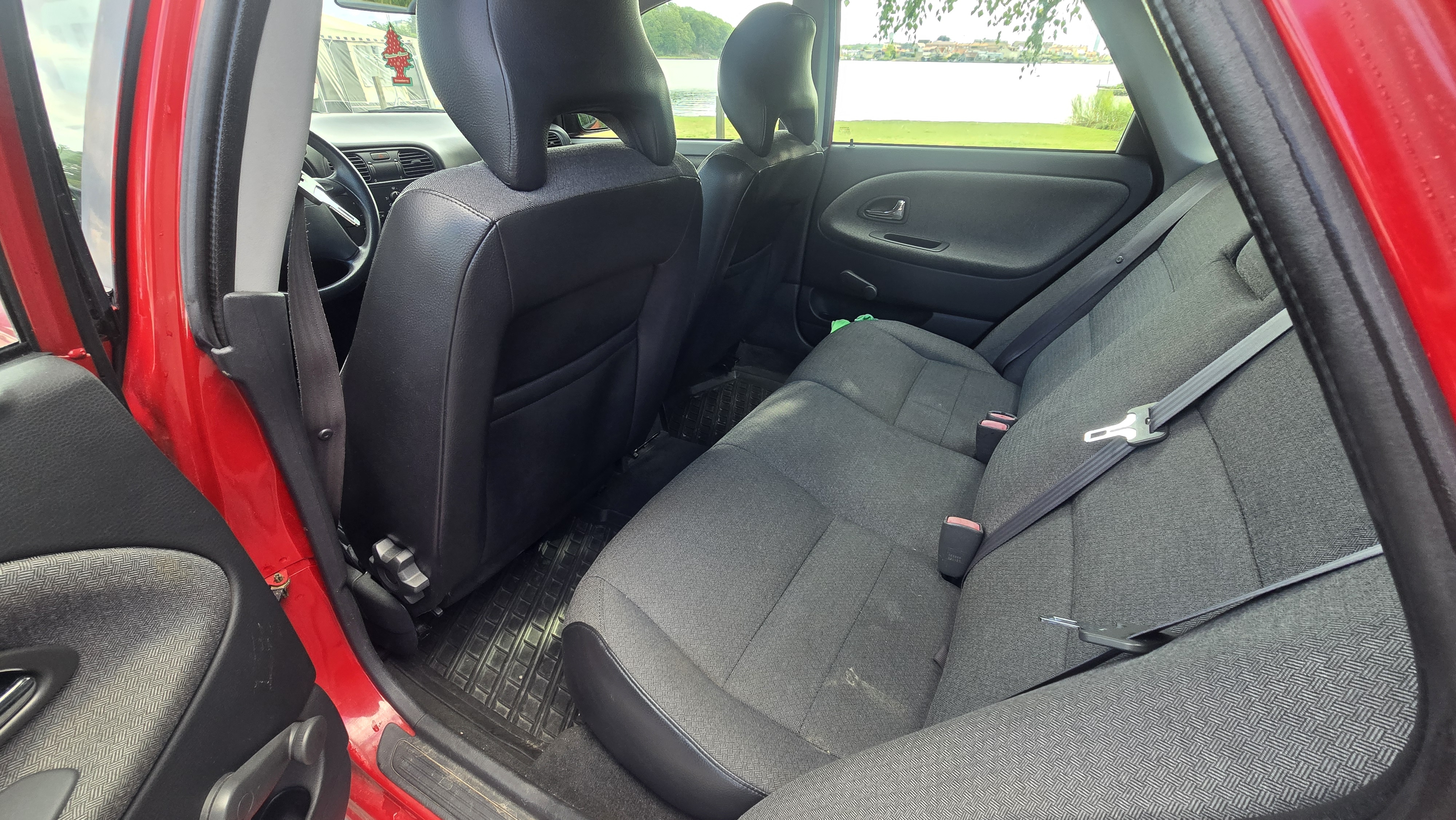 Volvo S40 1.6 Manuell 2001, bild 7/10