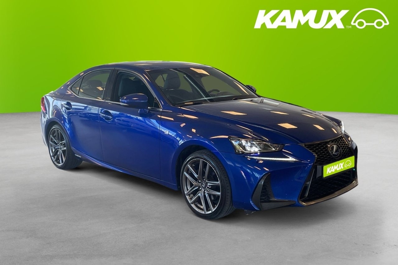 Lexus IS
