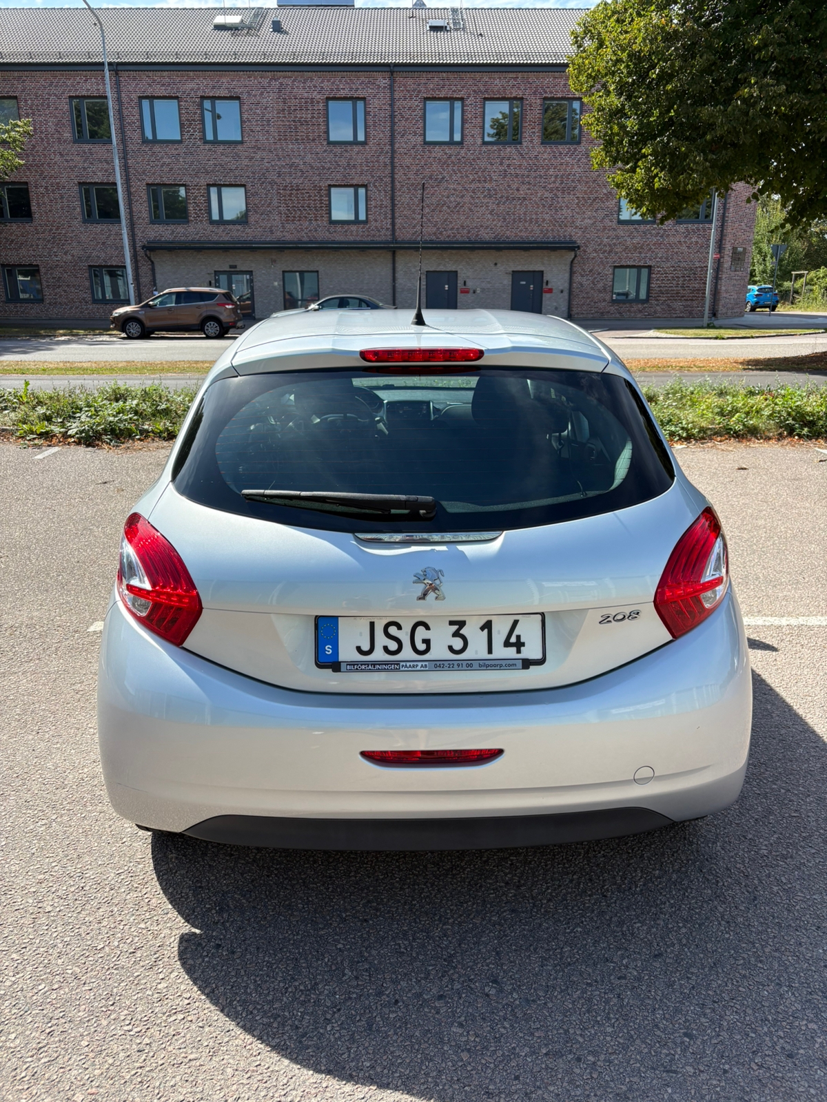 Peugeot 208 5-dörrar 1.2 VTi 82 Manuell 2015, bild 5/10