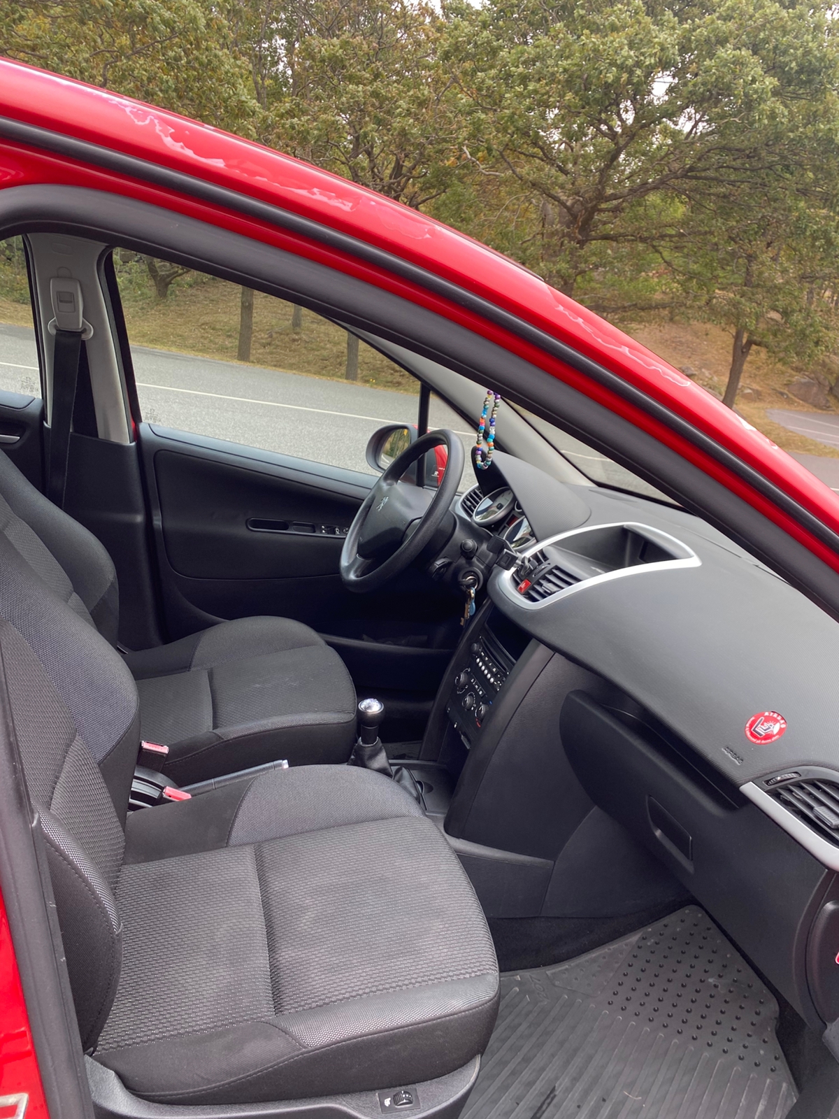 Peugeot 207 5-dörrar 1.4 VTi Manuell 2010, bild 5/10