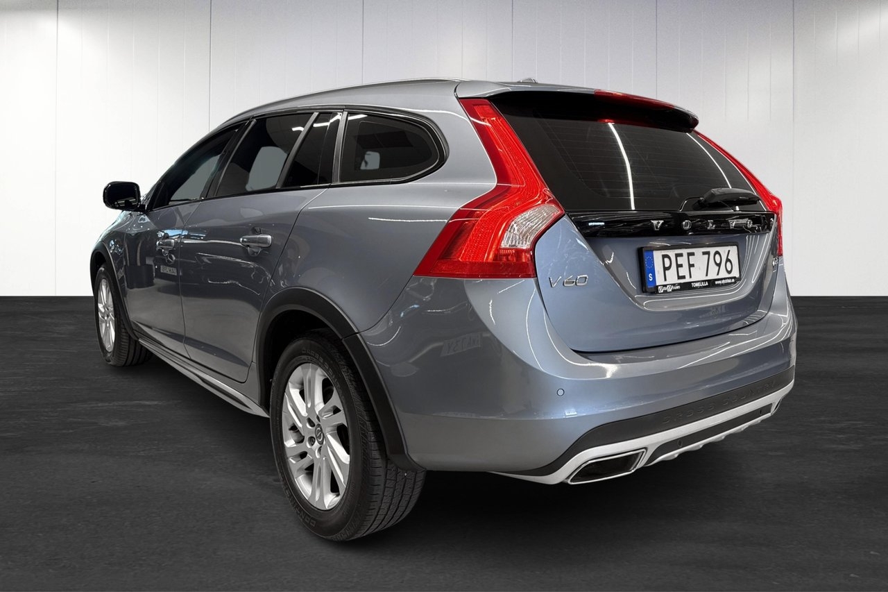 Volvo V60 Cross Country 2017, bild 3/10