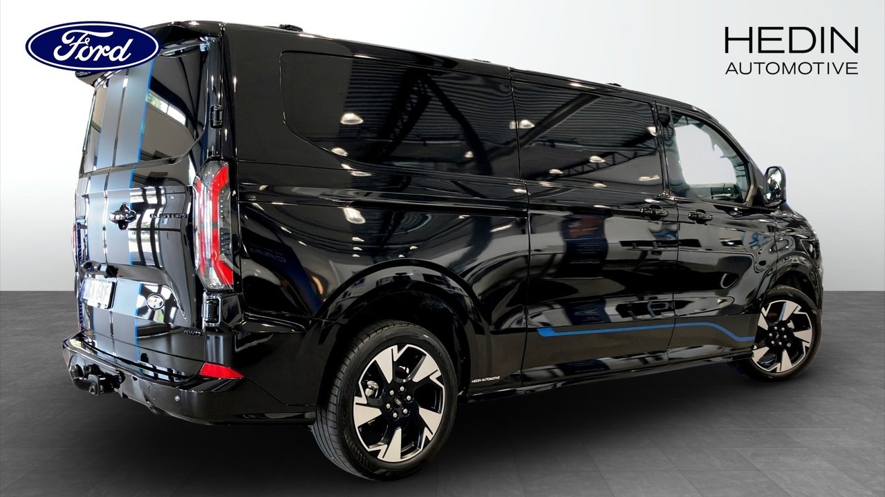 Ford E-Custom 2026, photo 2/10
