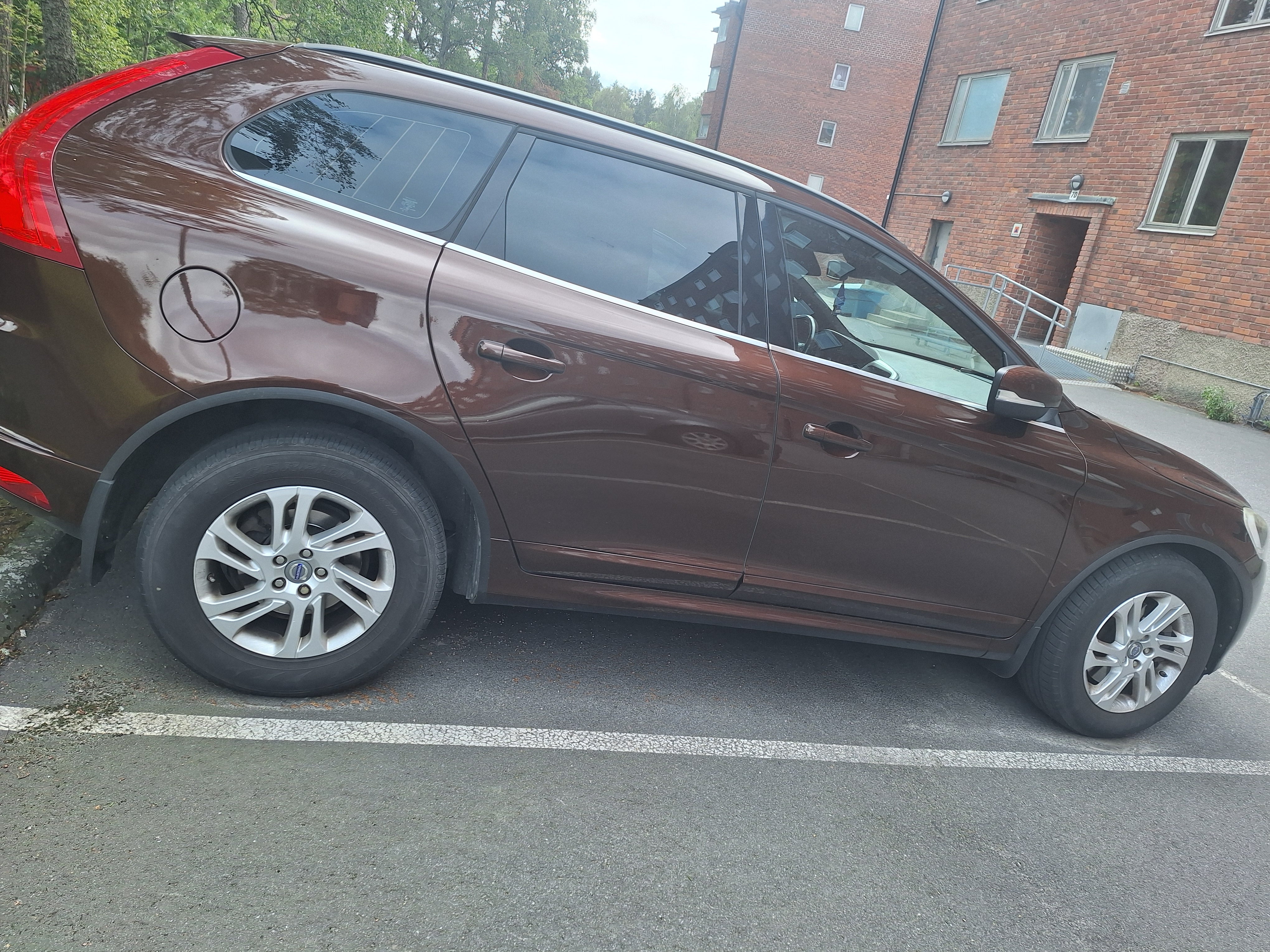 Volvo XC60 D4 Manuell 2015, bild 6/10