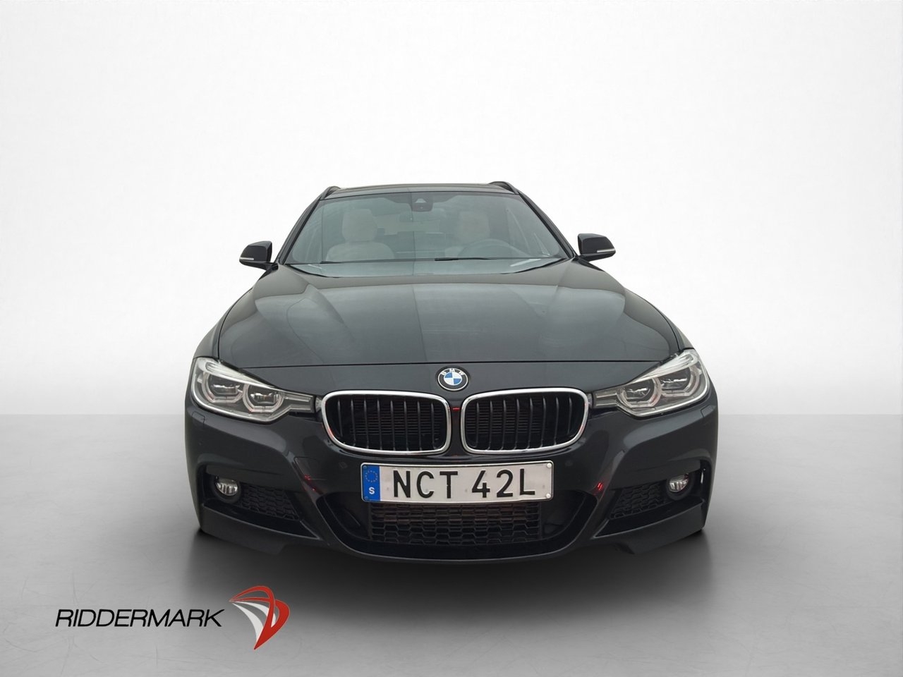 BMW 320 d xDrive M-Sport Pano 2019, bild 2/32