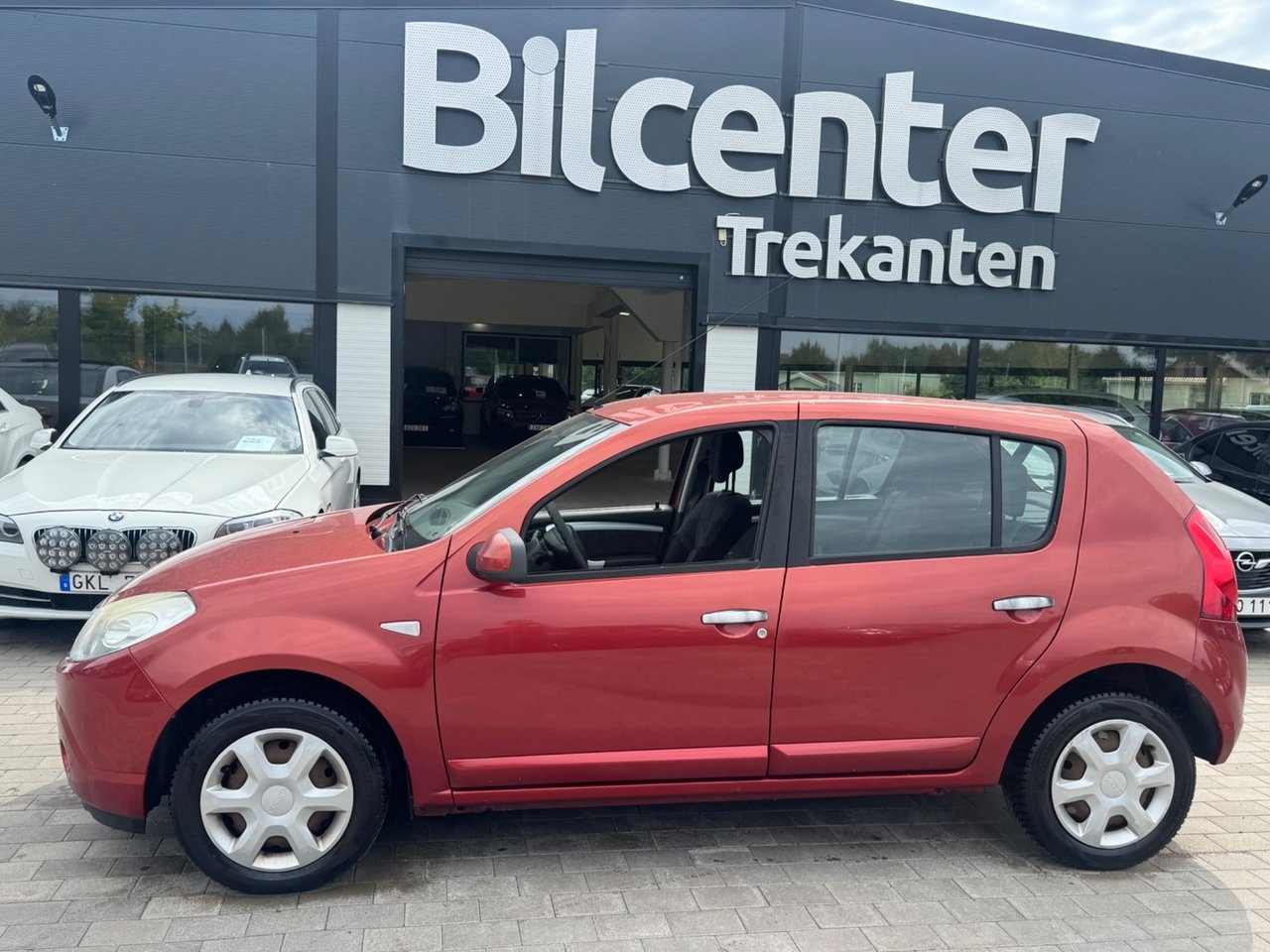 Dacia Sandero 1.6 E85 Euro 4 KamremBytt 2010, bild 2/8