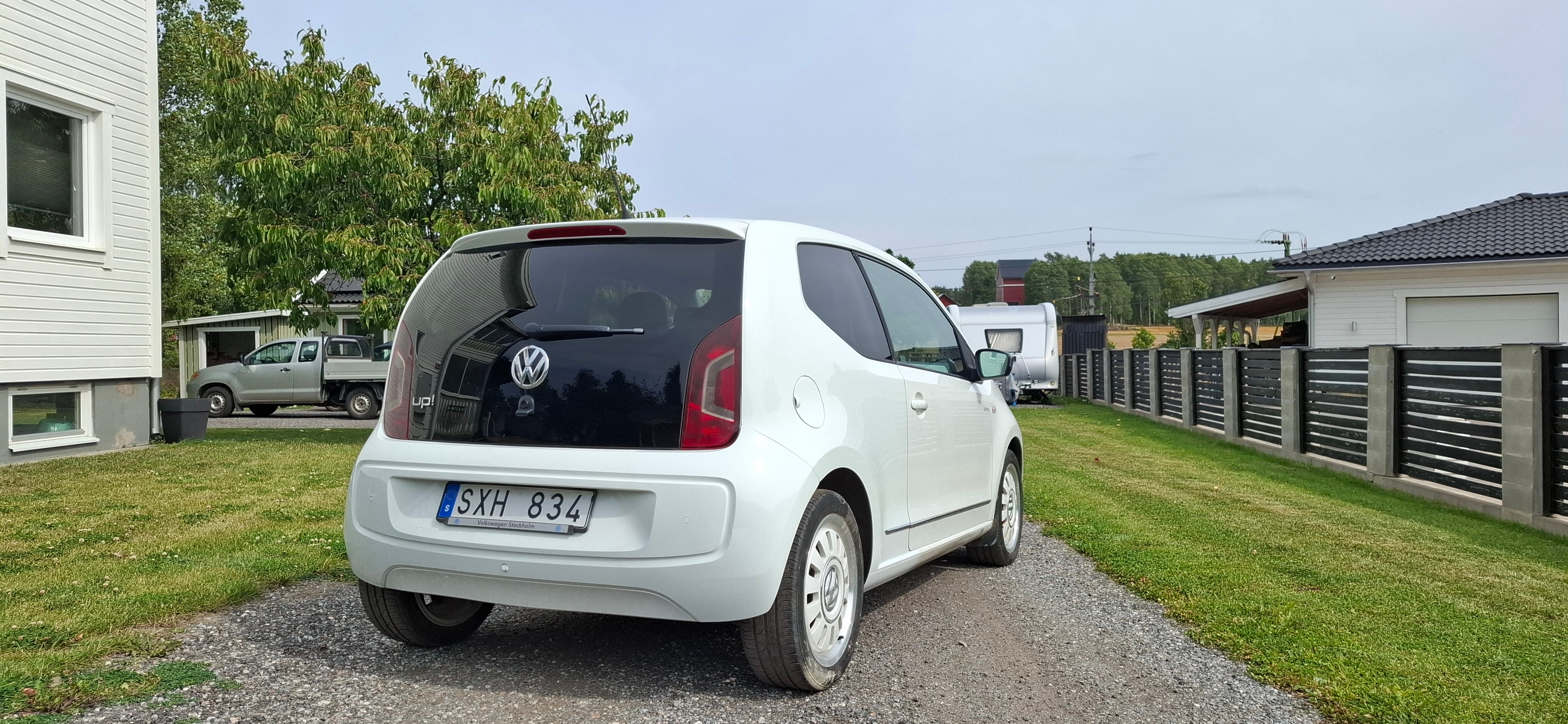 Volkswagen UP! 3-dörrar 1.0 MPI Manuell 2012, bild 3/7