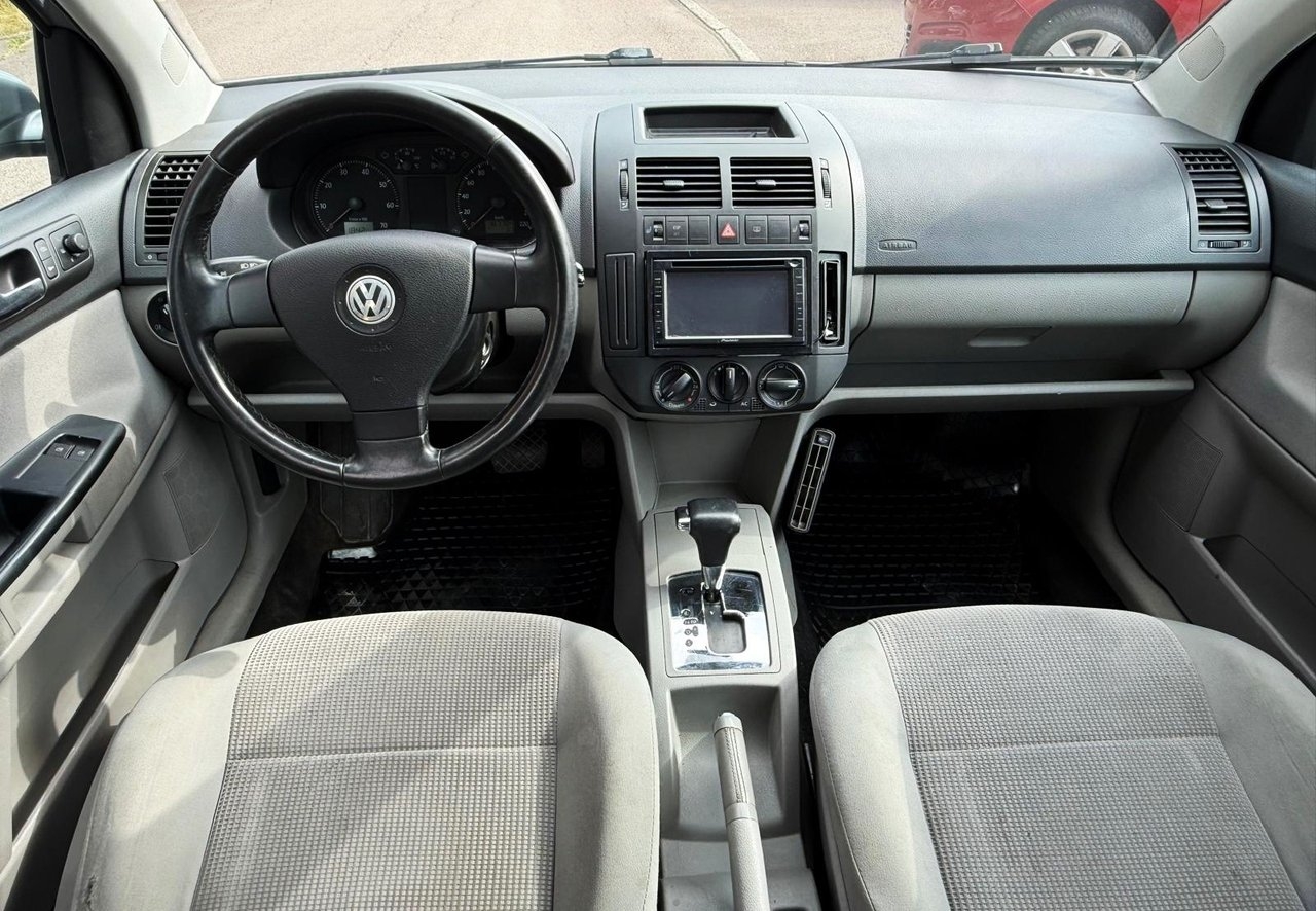 Volkswagen Polo 2008, bild 7/9