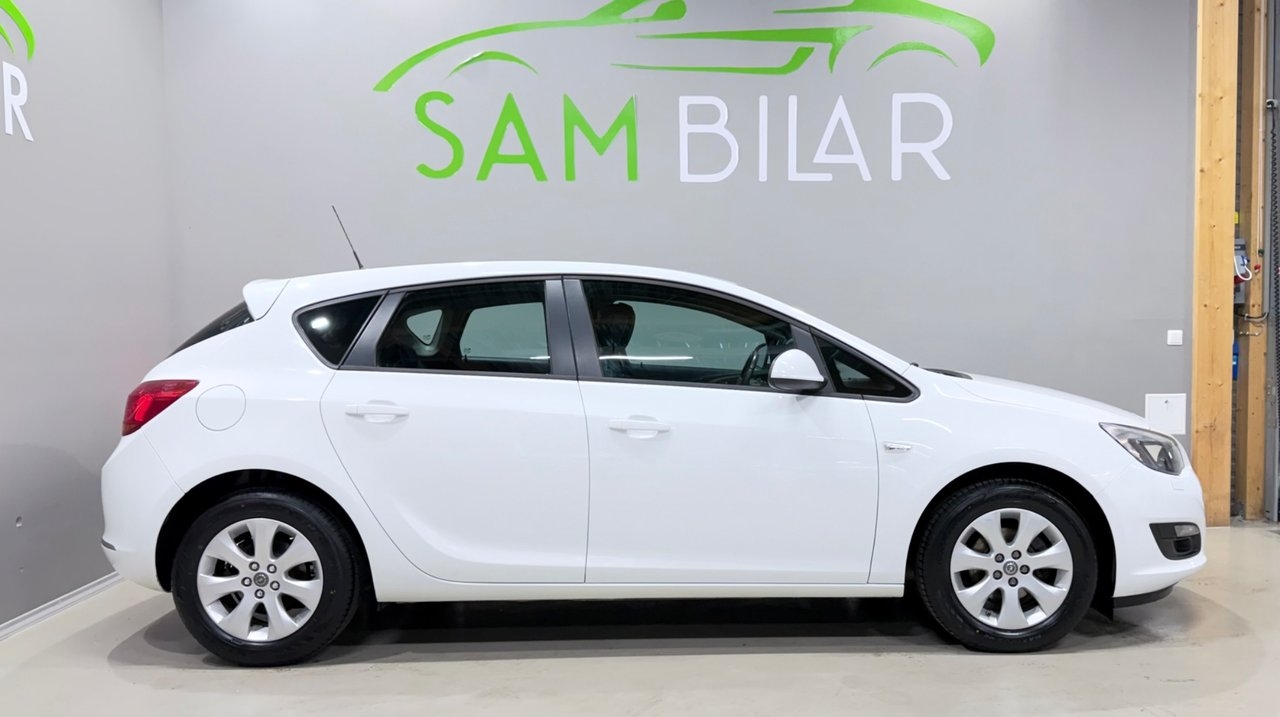 Opel Astra 1.6 Enjoy /115hk/P-Sensor 2015, bild 4/10
